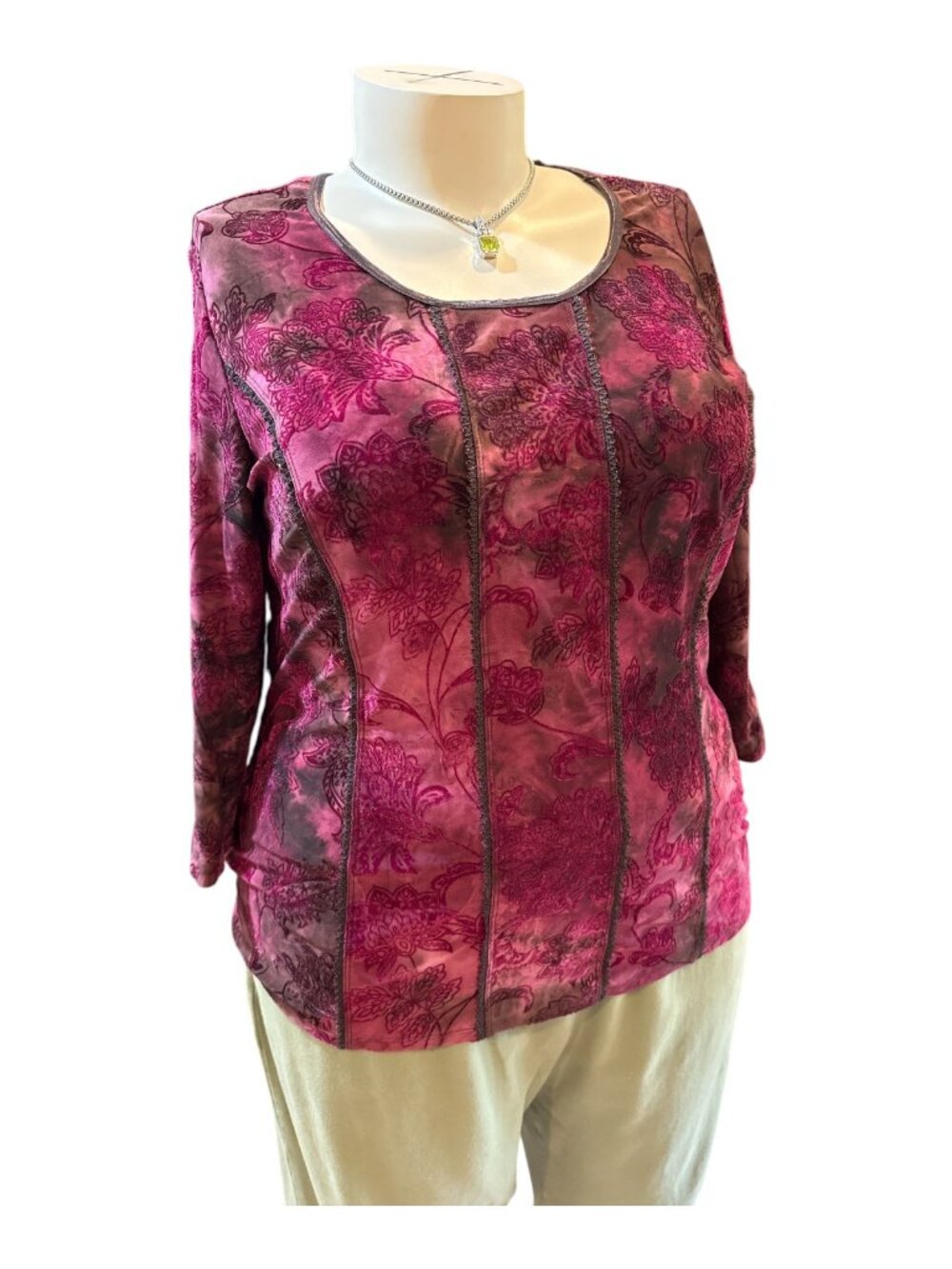 Roz & Ali Sz 1X Rosey Red & Black Velvet/Velour Burnout Floral Pattern Blouse